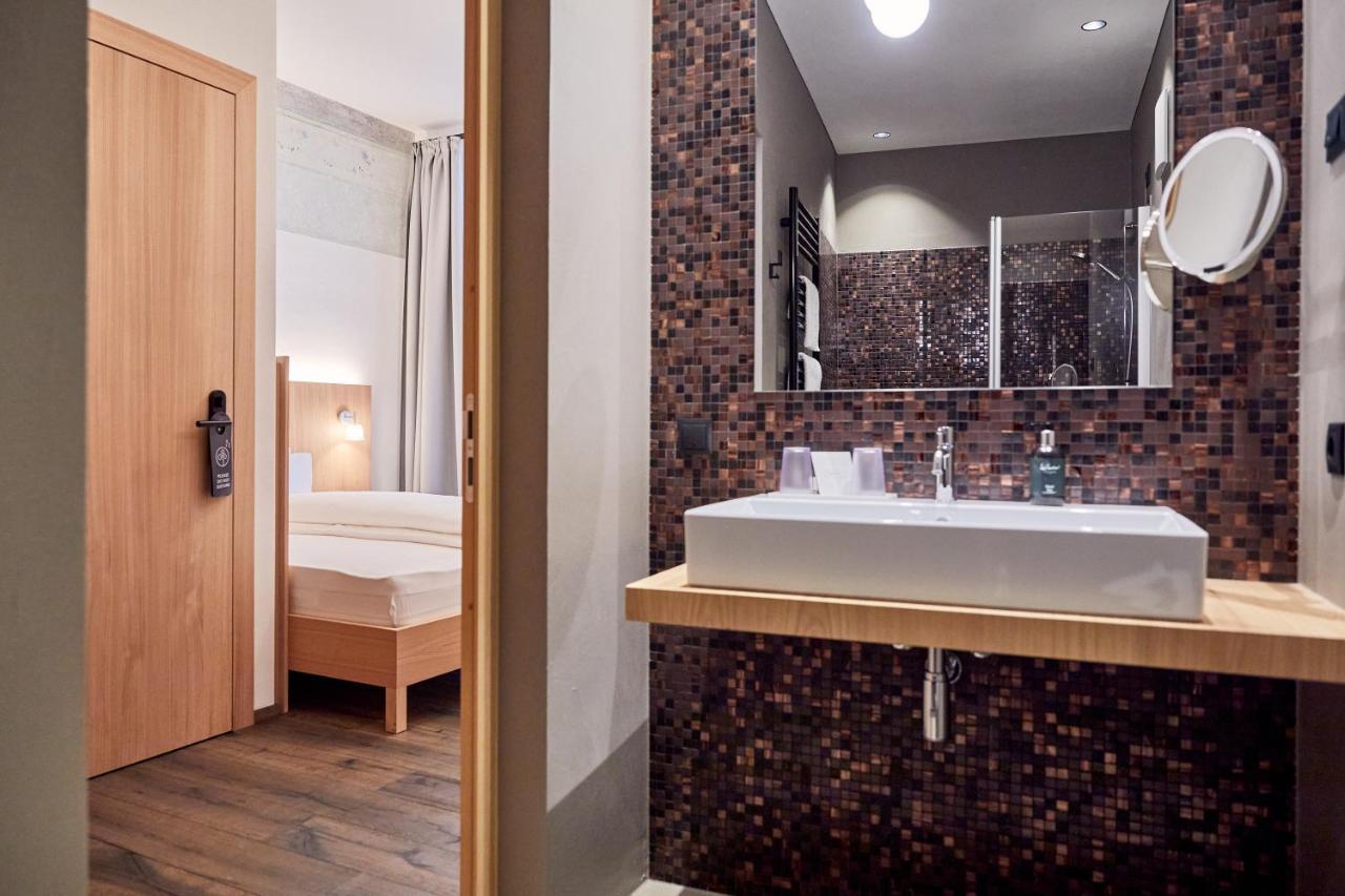 Walther V.d. Vogelweide Superior Hotel